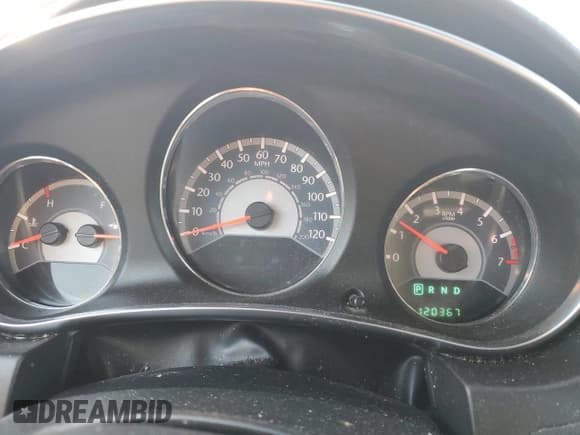 ✅ 2012 Chrysler 200 LX • VIN: 1C3CCBAB9CN317173 • Лот: 89495705. Опубликован ранее на Copart с пробегом 120 367 миль. Бесплатный доступ к архиву аукционных продаж из США и подробный отчёт об истории автомобиля на DreamBid. Изображение 9.