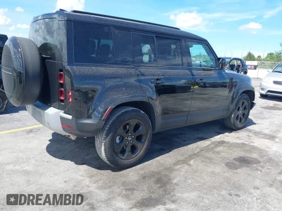 ✅ 2025 Land Rover Defender S • VIN: SALEJ7EX6S2396663 • Лот: 42489153. Опубликован ранее на IAAI с пробегом 6 672 миль. Бесплатный доступ к архиву аукционных продаж из США и подробный отчёт об истории автомобиля на DreamBid. Изображение 4.