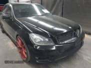 ✅ 2013 Mercedes-Benz C 250 Sport • VIN: WDDGF4HB8DA793855 • Lot: 41989172. Wystawiony na IAAI z przebiegiem 150 537 mil. Bezpłatny archiwum sprzedaży aukcyjnych z USA i szczegółowy raport historii pojazdu na DreamBid. Zdjęcie 6.