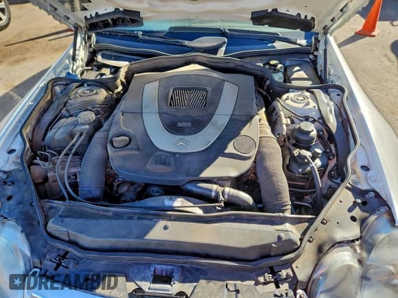 ✅ 2007 Mercedes-Benz SL 550 • VIN: WDBSK71F27F132634 • Lot: 95206815. Listed on Copart with 135,502 mi. Free auction sales archive from the USA and detailed vehicle history report at DreamBid. Image 11.