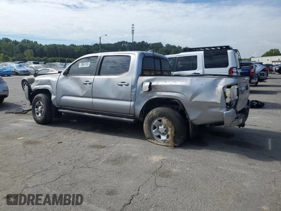 ✅ 2018 Toyota Tacoma SR • VIN: 3TMCZ5AN4JM157491 • Lot: 70667455. Listed on Copart with 37,868 mi. Free auction sales archive from the USA and detailed vehicle history report at DreamBid. Image 2.