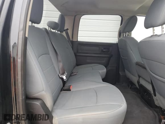 ✅ 2013 Ram 2500 Tradesman • VIN: 3C6UR4HL8DG570138 • Lot: 41533195. Listed on Copart with 224,019 mi. Free auction sales archive from the USA and detailed vehicle history report at DreamBid. Image 10.