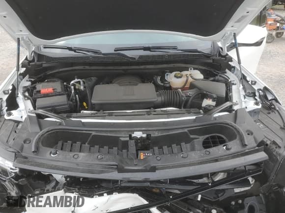 ✅ 2023 Chevrolet Suburban RST • VIN: 1GNSKEKD3PR555781 • Lot: 78971144. Wystawiony na Copart z przebiegiem 12 258 mil. Bezpłatny archiwum sprzedaży aukcyjnych z USA i szczegółowy raport historii pojazdu na DreamBid. Zdjęcie 14.