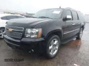 ✅ 2014 Chevrolet Suburban LTZ • VIN: 1GNSKKE76ER175531 • Lot: 43047854. Wystawiony na IAAI z przebiegiem 264 319 mil. Bezpłatny archiwum sprzedaży aukcyjnych z USA i szczegółowy raport historii pojazdu na DreamBid. Zdjęcie 2.