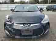 2013 Hyundai Veloster w/Gray Int z VIN KMHTC6AD5DU111338, wystawiony jako Copart lot #51661435 z przebiegiem 55 560 mil mil oraz Szkoda całkowita • Salvage title. Historia ofert i sprzedaży dostępna na DreamBid. Obrazek 5.