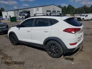 2017 Hyundai Tucson Sport z VIN KM8J33A24HU557040, wystawiony jako Copart lot #85887885 z przebiegiem 113 488 mil mil oraz Szkoda całkowita • Salvage title. Historia ofert i sprzedaży dostępna na DreamBid. Obrazek 2.