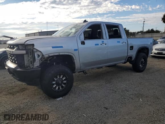 ✅ 2022 Chevrolet Silverado 1500 • VIN: 1GC4WLEY9NF191583 • Лот: 80581505. Опубликован ранее на Copart с пробегом 87 635 миль. Бесплатный доступ к архиву аукционных продаж из США и подробный отчёт об истории автомобиля на DreamBid. Изображение 1.