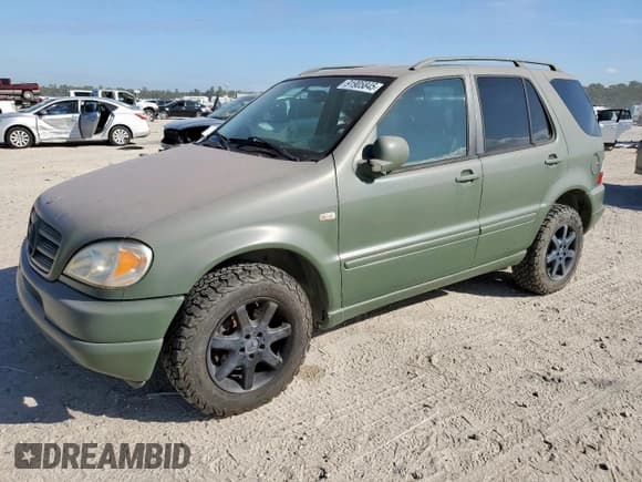 ✅ 1999 Mercedes-Benz M 320/430/500 • VIN: 4JGAB72E2XA098917 • Лот: 91905845. Опубликован ранее на Copart с пробегом 120 326 миль. Бесплатный доступ к архиву аукционных продаж из США и подробный отчёт об истории автомобиля на DreamBid. Изображение 1.