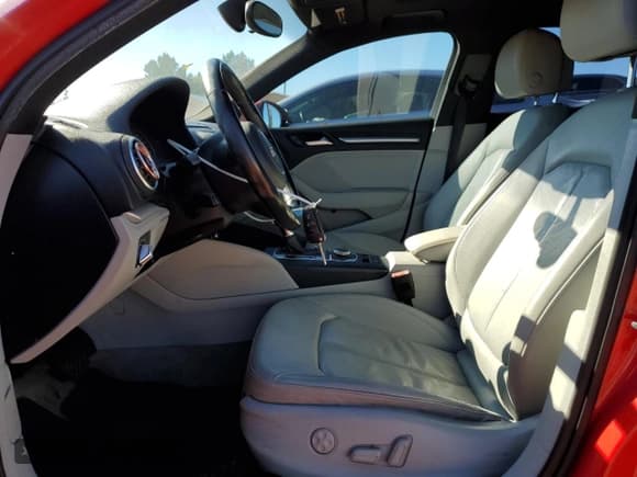 ✅ 2015 Audi A3 Premium • VIN: WAUACGFF4F1143825 • Lot: 87429555. Listed on Copart with 116,238 mi. Free auction sales archive from the USA and detailed vehicle history report at DreamBid. Image 7.