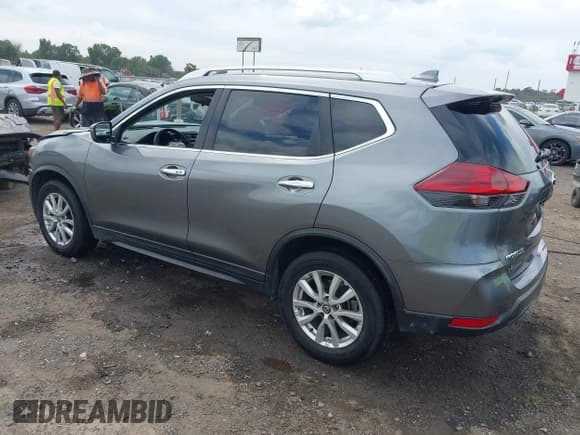 ✅ 2018 Nissan Rogue SV • VIN: KNMAT2MTXJP518184 • Lot: 43333163. Wystawiony na IAAI z przebiegiem 34 827 mil. Bezpłatny archiwum sprzedaży aukcyjnych z USA i szczegółowy raport historii pojazdu na DreamBid. Zdjęcie 3.
