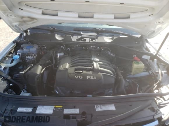 ✅ 2015 Volkswagen Touareg Sport • VIN: WVGEF9BPXFD003178 • Лот: 39514393. Опубликован ранее на Copart с пробегом 43 692 миль. Бесплатный доступ к архиву аукционных продаж из США и подробный отчёт об истории автомобиля на DreamBid. Изображение 13.