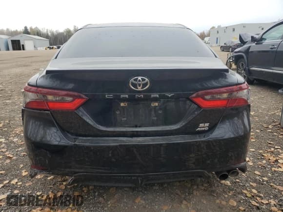 ✅ 2022 Toyota Camry SE • VIN: 4T1G11BK9NU064792 • Lot: 89628245. Wystawiony na Copart z przebiegiem 147 854 mil. Bezpłatny archiwum sprzedaży aukcyjnych z USA i szczegółowy raport historii pojazdu na DreamBid. Zdjęcie 6.