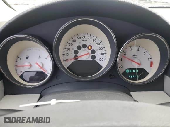 ✅ 2007 Dodge Caliber SXT • VIN: 1B3HB48B77D374393 • Лот: 86614684. Опубликован ранее на Copart с пробегом 95 915 миль. Бесплатный доступ к архиву аукционных продаж из США и подробный отчёт об истории автомобиля на DreamBid. Изображение 9.