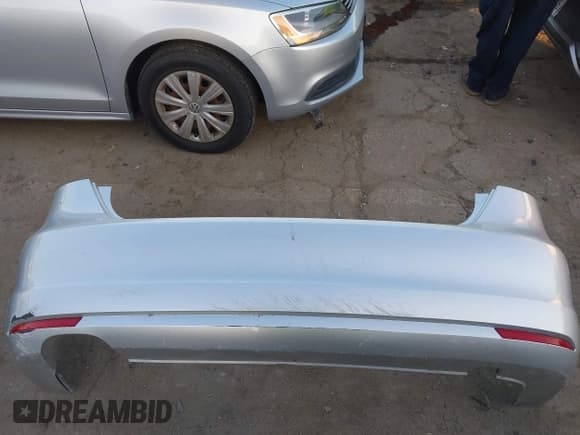 ✅ 2014 Volkswagen Jetta S • VIN: 3VW2K7AJ4EM310463 • Lot: 43816585. Wystawiony na IAAI z przebiegiem 99 604 mil. Bezpłatny archiwum sprzedaży aukcyjnych z USA i szczegółowy raport historii pojazdu na DreamBid. Zdjęcie 12.