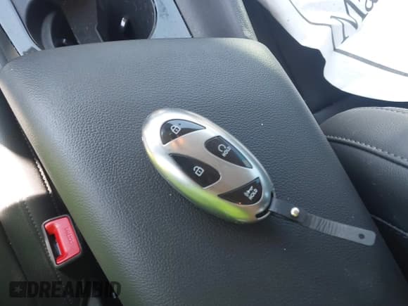 ✅ 2024 Hyundai Elantra Limited • VIN: KMHLP4DG2RU661845 • Лот: 43140671. Опубликован ранее на IAAI с пробегом 28 181 миль. Бесплатный доступ к архиву аукционных продаж из США и подробный отчёт об истории автомобиля на DreamBid. Изображение 11.