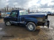✅ 2000 GMC Sierra 1500 SLE • VIN: 1GTEK14T3YZ223523 • Лот: 47747175. Опубликован ранее на Copart с пробегом 218 723 миль. Бесплатный доступ к архиву аукционных продаж из США и подробный отчёт об истории автомобиля на DreamBid. Изображение 2.