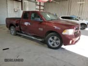 ✅ 2019 Ram 1500 Express • VIN: 1C6RR7FG7KS590061 • Lot: 90338585. Wystawiony na Copart z przebiegiem 70 328 mil. Bezpłatny archiwum sprzedaży aukcyjnych z USA i szczegółowy raport historii pojazdu na DreamBid. Zdjęcie 4.