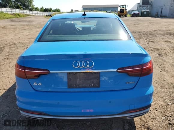 ✅ 2022 Audi A4 S line Premium Plus • VIN: WAUEAAF49NN008916 • Лот: 69377165. Опубликован ранее на Copart с пробегом 67 522 миль. Бесплатный доступ к архиву аукционных продаж из США и подробный отчёт об истории автомобиля на DreamBid. Изображение 6.