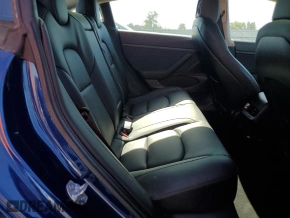 ✅ 2020 Tesla Model 3 Standard Range Plus • VIN: 5YJ3E1EA8LF708900 • Lot: 58041525. Wystawiony na Copart z przebiegiem 70 498 mil. Bezpłatny archiwum sprzedaży aukcyjnych z USA i szczegółowy raport historii pojazdu na DreamBid. Zdjęcie 10.