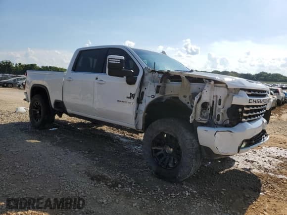 ✅ 2020 Chevrolet Silverado 2500HD LTZ • VIN: 1GC4YPEY7LF252816 • Lot: 66037495. Wystawiony na Copart z przebiegiem 126 886 mil. Bezpłatny archiwum sprzedaży aukcyjnych z USA i szczegółowy raport historii pojazdu na DreamBid. Zdjęcie 4.