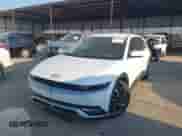 2022 Hyundai Ioniq 5 SE z VIN KM8KM4AE5NU069390, wystawiony jako IAAI lot #43221025 z przebiegiem 44 556 mil mil oraz . Historia ofert i sprzedaży dostępna na DreamBid. Obrazek 2.