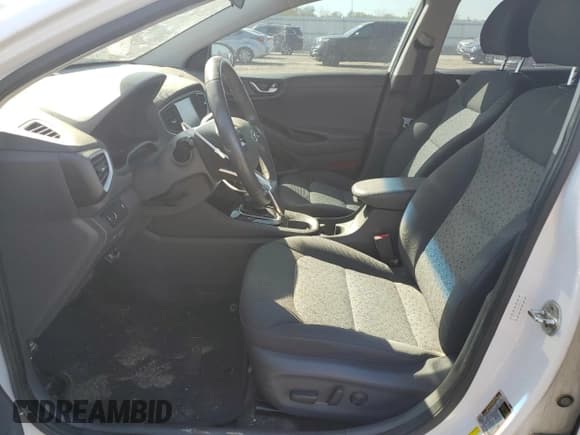 ✅ 2017 Hyundai Ioniq SEL • VIN: KMHC75LC2HU030256 • Lot: 81768915. Wystawiony na Copart z przebiegiem 122 843 mil. Bezpłatny archiwum sprzedaży aukcyjnych z USA i szczegółowy raport historii pojazdu na DreamBid. Zdjęcie 7.