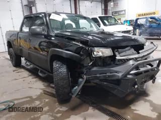 ✅ 2005 Chevrolet Silverado 2500HD LS • VIN: 1GCHK23285F825357 • Лот: 42038945. Опубликован ранее на IAAI с пробегом 170 006 миль. Бесплатный доступ к архиву аукционных продаж из США и подробный отчёт об истории автомобиля на DreamBid. Изображение 1.