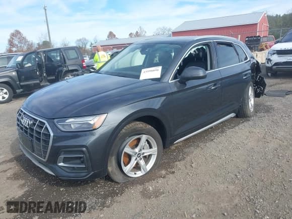 ✅ 2021 Audi Q5 Premium • VIN: WA1AAAFY8M2061251 • Lot: 43598896. Listed on IAAI with Not provided. Free auction sales archive from the USA and detailed vehicle history report at DreamBid. Image 17.