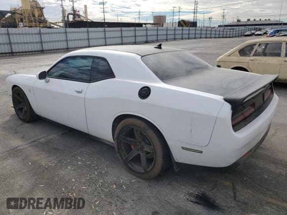 ✅ 2020 Dodge Challenger SRT Hellcat Widebody • VIN: 2C3CDZC90LH242579 • Lot: 82145954. Wystawiony na Copart z przebiegiem 44 902 mil. Bezpłatny archiwum sprzedaży aukcyjnych z USA i szczegółowy raport historii pojazdu na DreamBid. Zdjęcie 2.