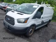 ✅ 2017 Ford Transit • VIN: 1FTYE1ZM6HKA00987 • Lot: 42470361. Wystawiony na IAAI z przebiegiem 121 034 mil. Bezpłatny archiwum sprzedaży aukcyjnych z USA i szczegółowy raport historii pojazdu na DreamBid. Zdjęcie 17.