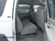 ✅ 2001 Chevrolet Suburban LS • VIN: 3GNFK16T41G276200 • Лот: 40790265. Опубликован ранее на IAAI с пробегом 213 058 миль. Бесплатный доступ к архиву аукционных продаж из США и подробный отчёт об истории автомобиля на DreamBid. Изображение 8.