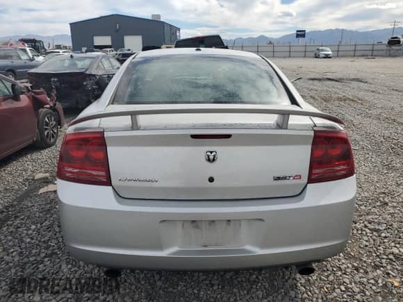 2007 Dodge Charger SRT-8 с VIN 2B3LA73W97H690826, выставлен на аукционе Copart как лот 71741044 с пробегом 175 071 миль миль и Списание • Salvage title. История ставок и продаж доступна на DreamBid. Изображение 6.