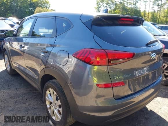 ✅ 2019 Hyundai Tucson SE • VIN: KM8J23A40KU962727 • Lot: 43103436. Wystawiony na IAAI z przebiegiem 95 441 mil mil. Skorzystaj z bezpłatnego archiwum sprzedaży aukcyjnych z USA i zobacz szczegółowy raport historii pojazdu na DreamBid. Zdjęcie 3.