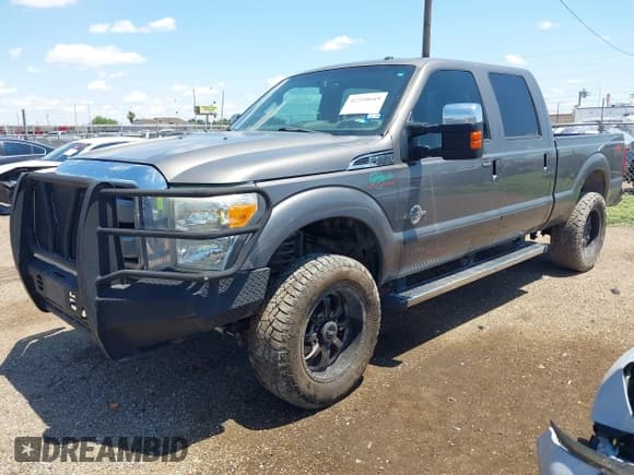 ✅ 2014 Ford F-250 XL • VIN: 1FT7W2BT3EEB33393 • Lot: 42220669. Listed on IAAI with 267,419 mi. Free auction sales archive from the USA and detailed vehicle history report at DreamBid. Image 2.