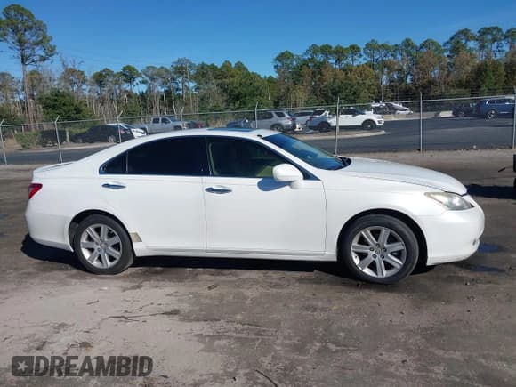 ✅ 2007 Lexus ES 330 • VIN: JTHBJ46G472122939 • Лот: 43645344. Опубликован ранее на IAAI с пробегом 120 754 миль. Бесплатный доступ к архиву аукционных продаж из США и подробный отчёт об истории автомобиля на DreamBid. Изображение 13.