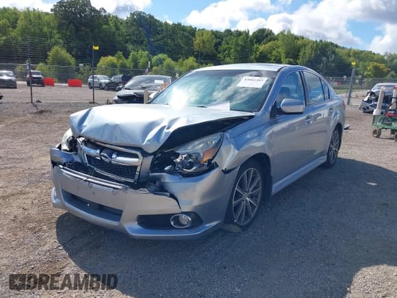 ✅ 2014 Subaru Legacy Special Sports • VIN: 4S3BMBH64E3023417 • Лот: 43066303. Опубликован ранее на IAAI с пробегом 112 738 миль. Бесплатный доступ к архиву аукционных продаж из США и подробный отчёт об истории автомобиля на DreamBid. Изображение 2.