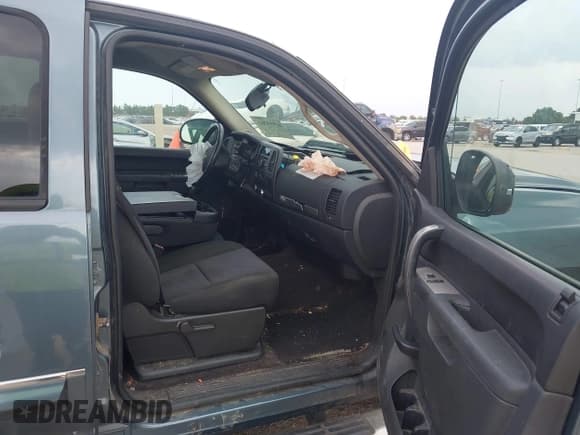 ✅ 2010 Chevrolet Silverado 1500 LT • VIN: 3GCRCSE02AG264420 • Lot: 42993363. Listed on IAAI with 93,151 mi. Free auction sales archive from the USA and detailed vehicle history report at DreamBid. Image 5.