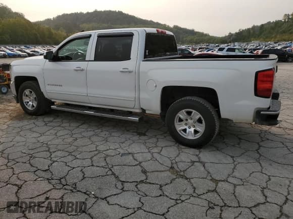 ✅ 2016 Chevrolet Silverado 1500 LT • VIN: 3GCUKREC6GG125237 • Лот: 71611425. Опубликован ранее на Copart с пробегом 208 025 миль. Бесплатный доступ к архиву аукционных продаж из США и подробный отчёт об истории автомобиля на DreamBid. Изображение 2.
