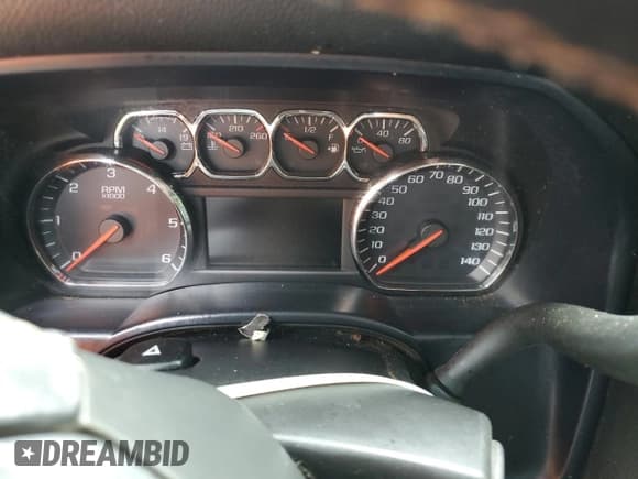 ✅ 2015 Chevrolet Silverado 2500HD LT • VIN: 1GC1KVEG8FF161042 • Lot: 52849325. Wystawiony na Copart z przebiegiem Nie podano. Bezpłatny archiwum sprzedaży aukcyjnych z USA i szczegółowy raport historii pojazdu na DreamBid. Zdjęcie 9.