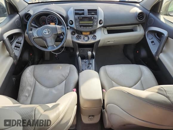 ✅ 2009 Toyota RAV4 Limited • VIN: JTMBF31V49D019496 • Lot: 92650015. Wystawiony na Copart z przebiegiem 75 779 mil. Bezpłatny archiwum sprzedaży aukcyjnych z USA i szczegółowy raport historii pojazdu na DreamBid. Zdjęcie 8.