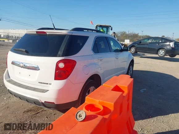 ✅ 2010 Chevrolet Equinox 1LT • VIN: 2CNALDEWXA6293345 • Лот: 43640173. Опубликован ранее на IAAI с пробегом 104 701 миль. Бесплатный доступ к архиву аукционных продаж из США и подробный отчёт об истории автомобиля на DreamBid. Изображение 4.