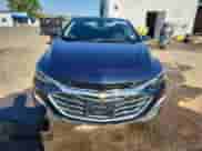 2020 Chevrolet Malibu LT z VIN 1G1ZD5ST4LF066562, wystawiony jako Copart lot #84482535 z przebiegiem 146 803 mil mil oraz Szkoda całkowita • Salvage title. Historia ofert i sprzedaży dostępna na DreamBid. Obrazek 5.