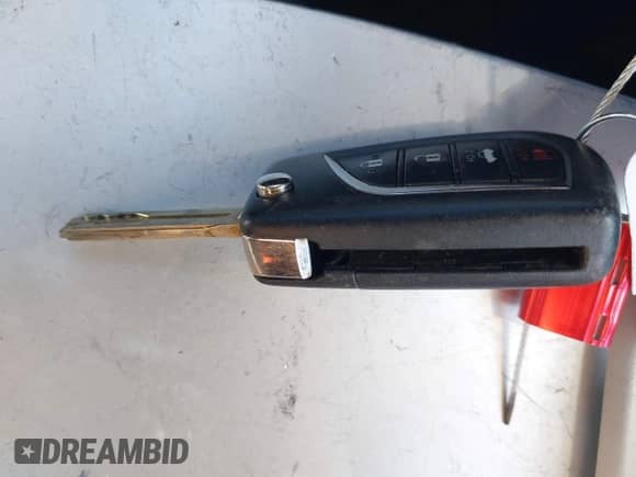 2022 Toyota Camry SE z VIN 4T1G11AK9NU047993, wystawiony jako IAAI lot #43315367 z przebiegiem 70 901 mil mil oraz . Historia ofert i sprzedaży dostępna na DreamBid. Obrazek 11.