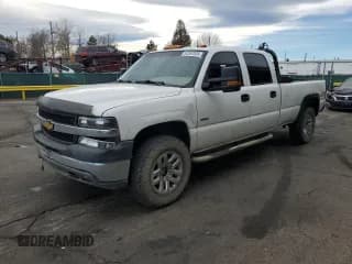 ✅ 2001 Chevrolet Silverado 2500HD • VIN: 1GCHK231X1F213744 • Lot: 92597325. Wystawiony na Copart z przebiegiem 237 190 mil. Bezpłatny archiwum sprzedaży aukcyjnych z USA i szczegółowy raport historii pojazdu na DreamBid. Zdjęcie 1.