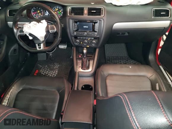 ✅ 2013 Volkswagen Jetta Autobahn • VIN: 3VW467AJ6DM416425 • Лот: 59507285. Опубликован ранее на Copart с пробегом 171 756 миль. Бесплатный доступ к архиву аукционных продаж из США и подробный отчёт об истории автомобиля на DreamBid. Изображение 8.