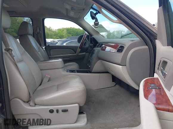 ✅ 2009 GMC Sierra 1500 • VIN: 2GTEK33Y391100131 • Лот: 42292487. Опубликован ранее на IAAI с пробегом 197 968 миль. Бесплатный доступ к архиву аукционных продаж из США и подробный отчёт об истории автомобиля на DreamBid. Изображение 5.