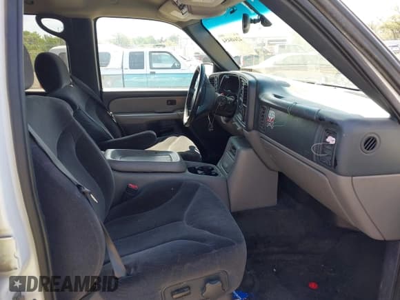 ✅ 2001 GMC Yukon SLT • VIN: 1GKEK13TX1R218315 • Lot: 42448454. Wystawiony na IAAI z przebiegiem 290 859 mil. Bezpłatny archiwum sprzedaży aukcyjnych z USA i szczegółowy raport historii pojazdu na DreamBid. Zdjęcie 5.