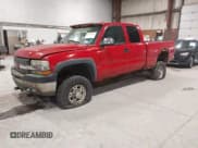✅ 2002 Chevrolet Silverado 2500HD • VIN: 1GCHK29U12E160263 • Lot: 43820432. Wystawiony na IAAI z przebiegiem 233 390 mil. Bezpłatny archiwum sprzedaży aukcyjnych z USA i szczegółowy raport historii pojazdu na DreamBid. Zdjęcie 2.