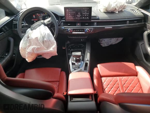 ✅ 2024 Audi S5 Sportback Premium Plus • VIN: WAUC4CF57RA048704 • Лот: 84710425. Опубликован ранее на Copart с пробегом 17 125 миль. Бесплатный доступ к архиву аукционных продаж из США и подробный отчёт об истории автомобиля на DreamBid. Изображение 8.