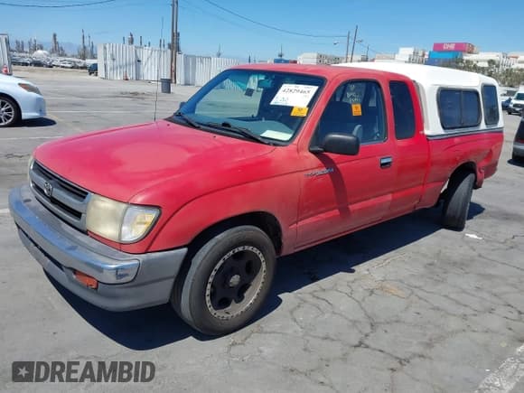 ✅ 1999 Toyota Tacoma • VIN: 4TAVL52N1XZ460806 • Lot: 42829465. Wystawiony na IAAI z przebiegiem 484 768 mil. Bezpłatny archiwum sprzedaży aukcyjnych z USA i szczegółowy raport historii pojazdu na DreamBid. Zdjęcie 21.